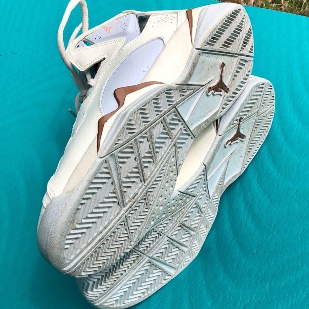 𝅺jordan’s   7 👟 - Picture 7 of 7